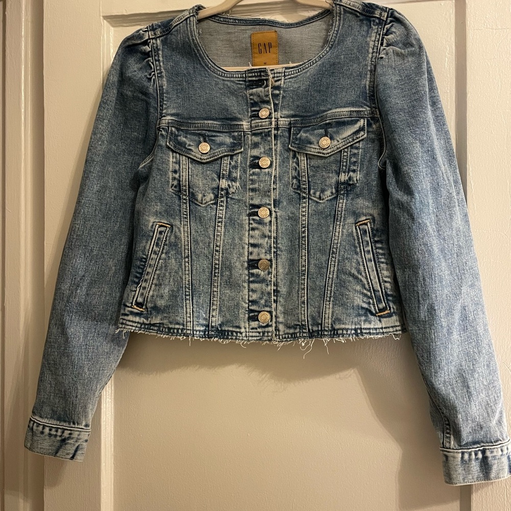 GAP Collarless Cropped Denim Jacket